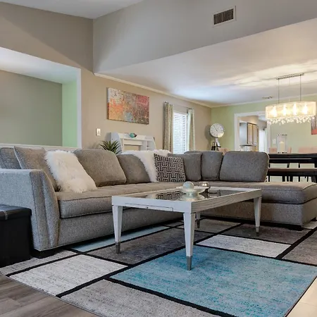 Tower Point - A Birdy Vacation Rental